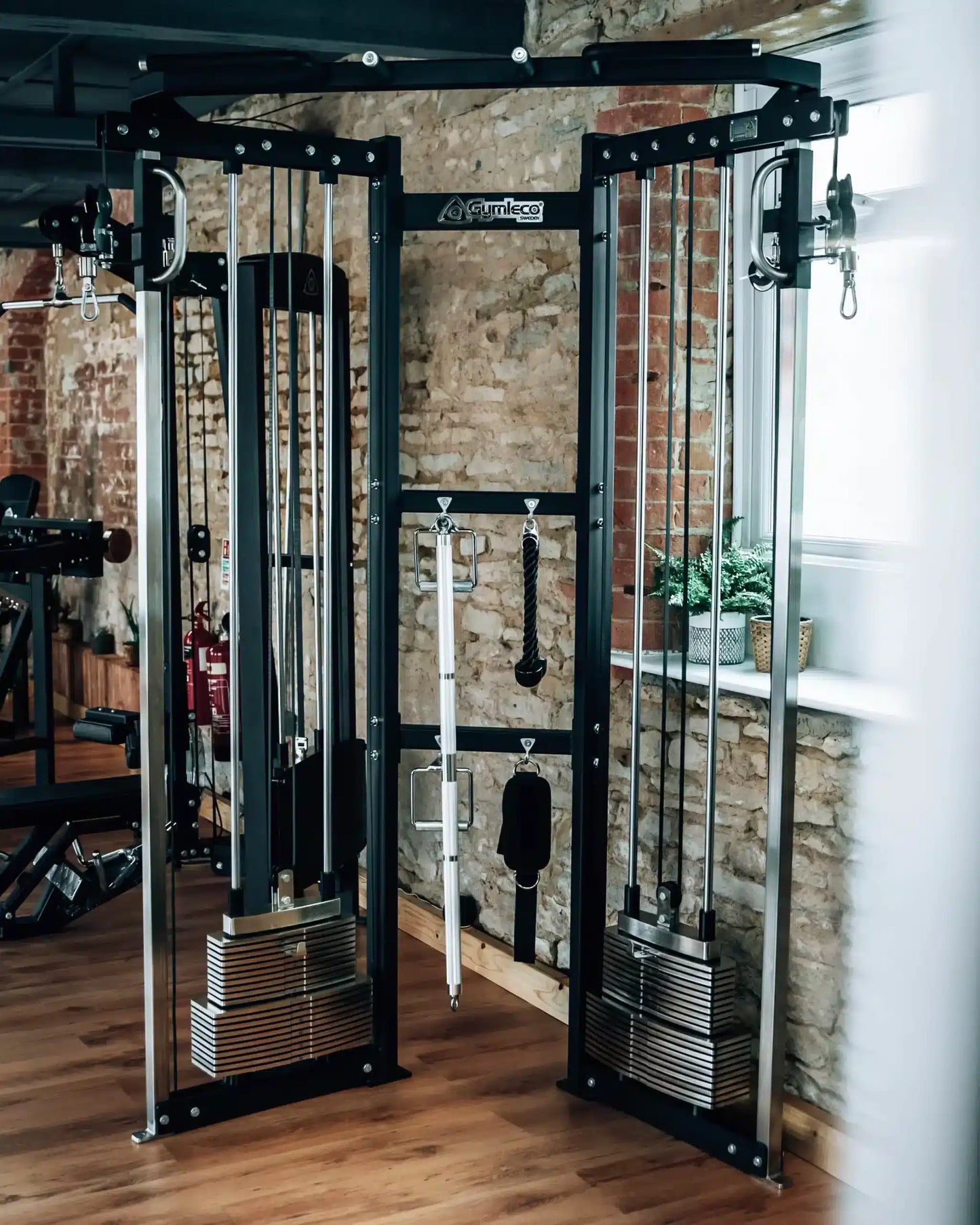 226 Dual Adjustable Pulley