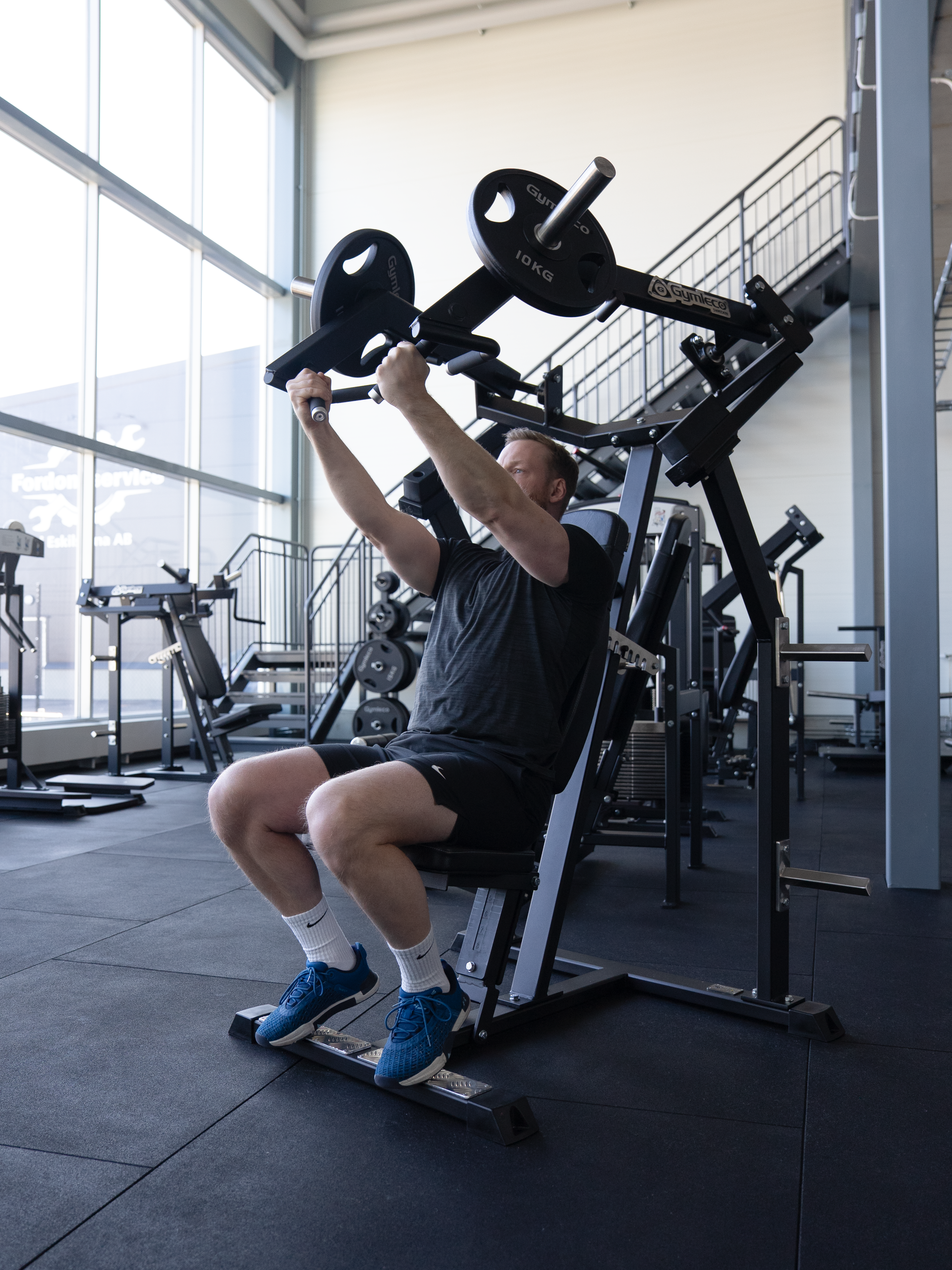 029 Incline Press / Chest Flyes