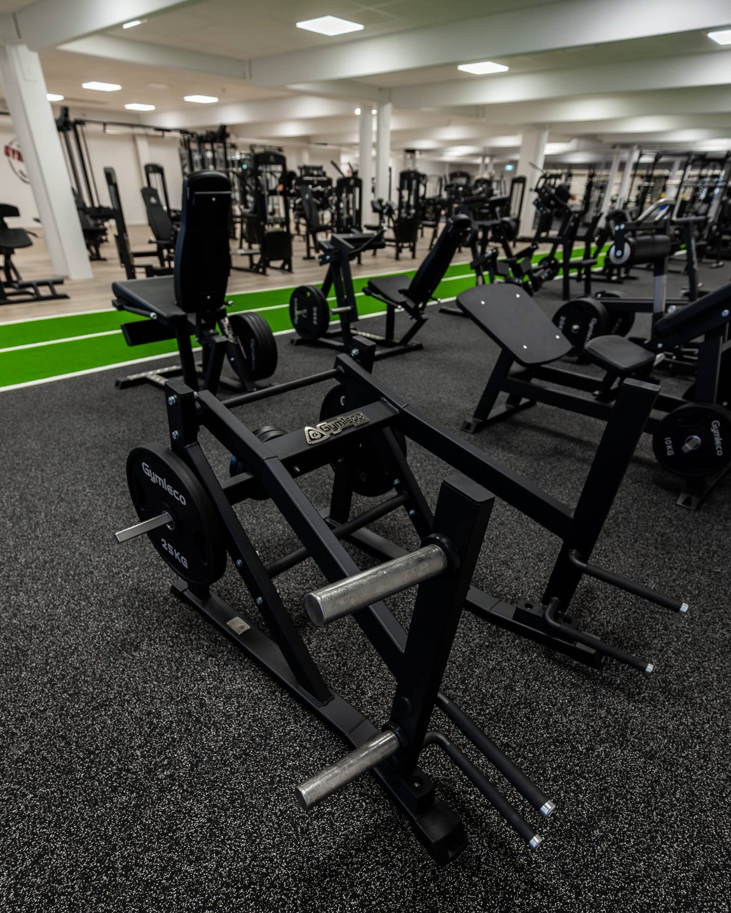 083 Deadlift / Squat Machine