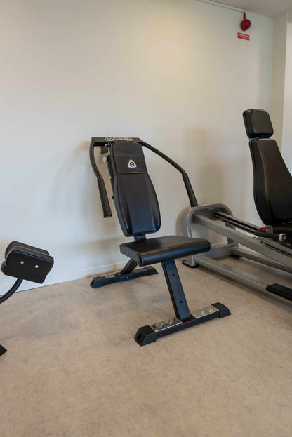 911 Pulldown/Shoulder Press