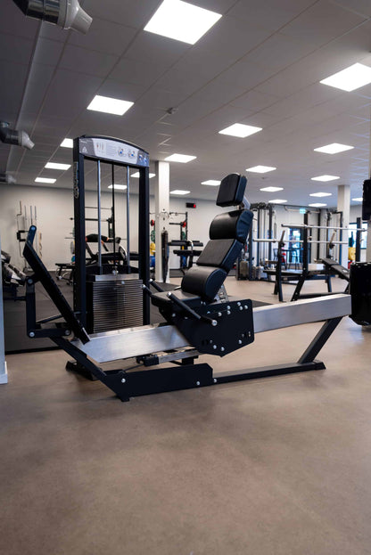 343 Seated Leg Press