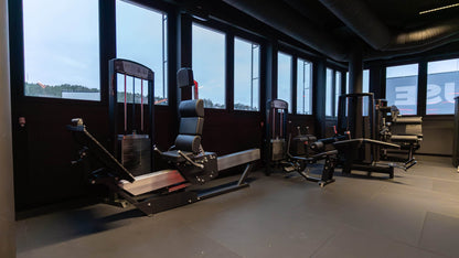 343 Seated Leg Press