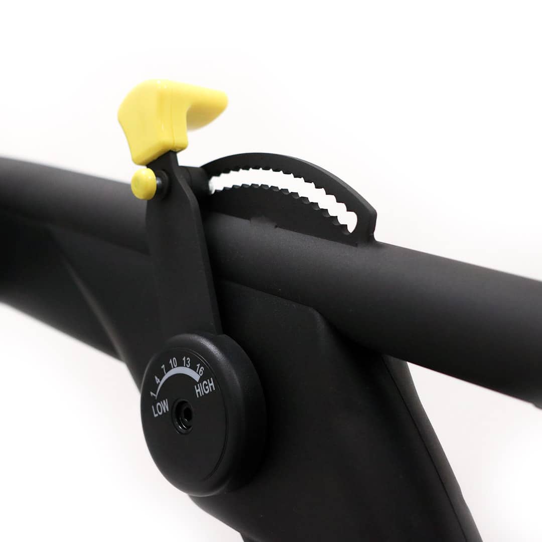 Motorless Treadmill with Magnetic Brake