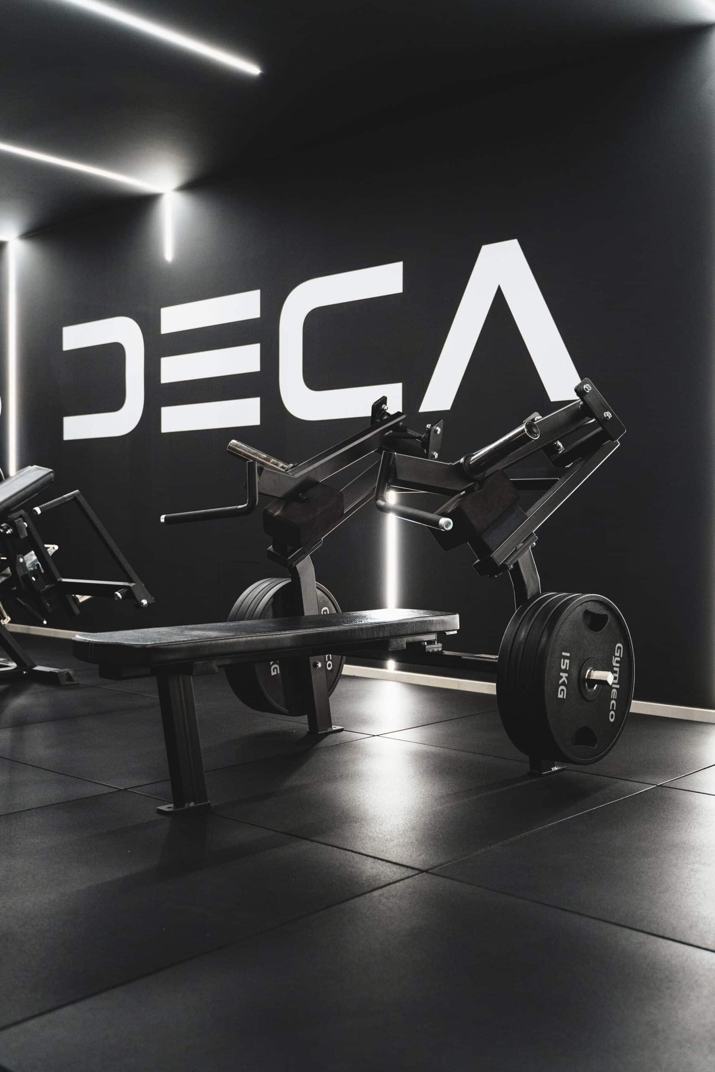 022 ISO Lateral Bench Press, Horizontal