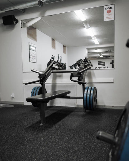 022 ISO Lateral Bench Press, Horizontal