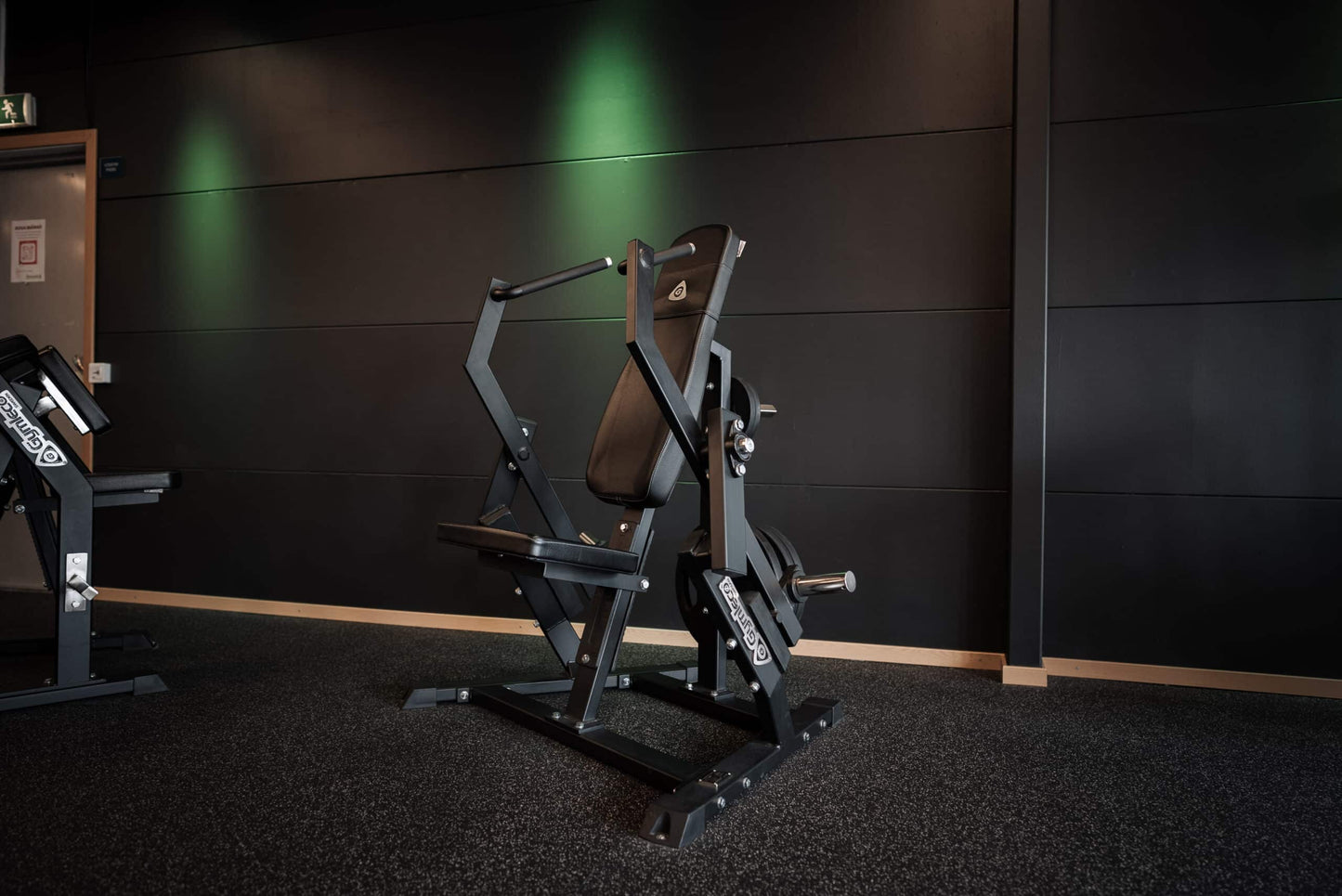 051 Iso Lateral Triceps