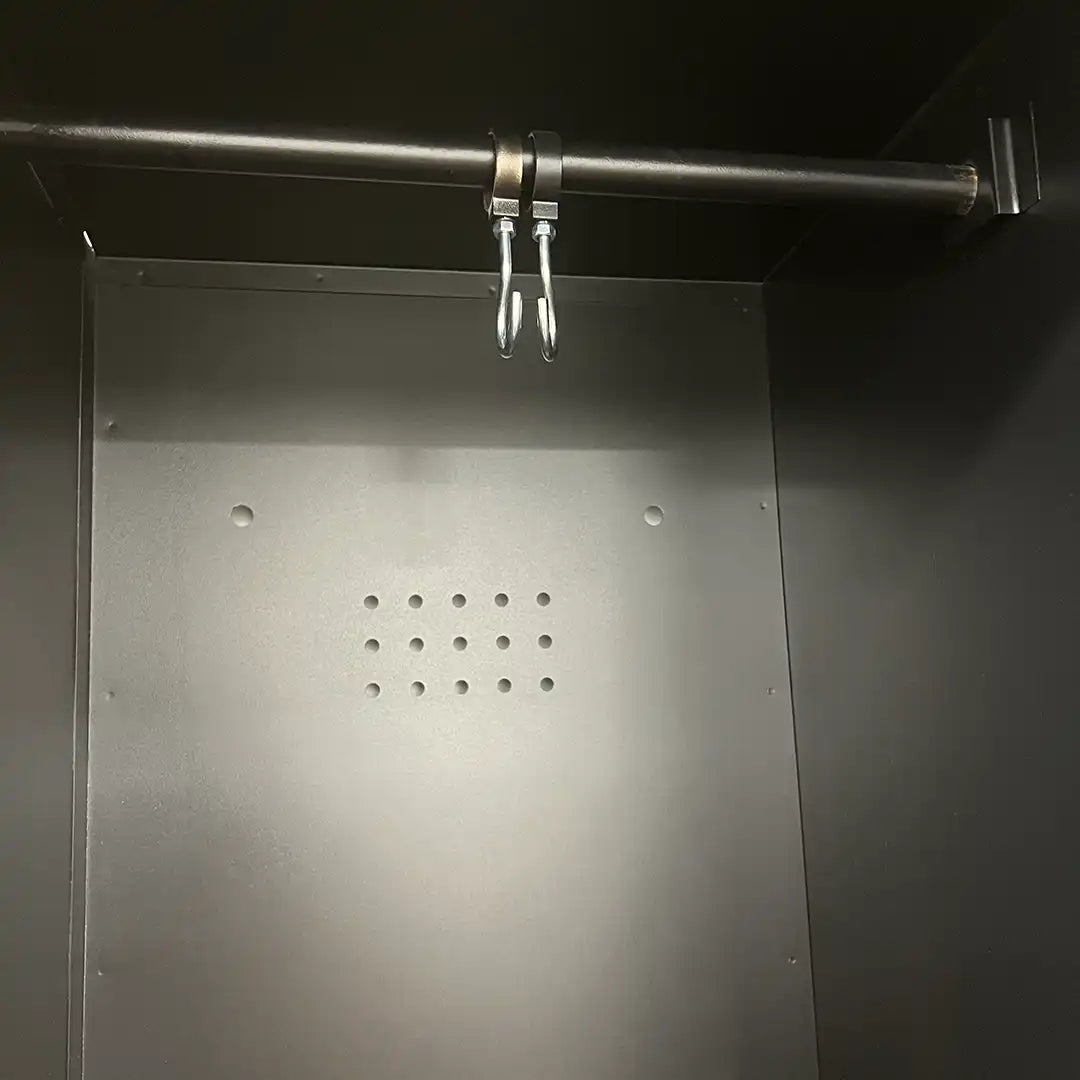 Gym Locker, 2 N-shaped doors